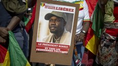 Sénégal: l'opposant Ousmane Sonko transféré en prison après trois mois d'hospitalisation