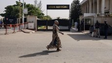 Présidentielle au Sénégal: la Cour suprême casse un jugement qui remettait l'opposant Sonko dans la course