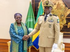 Le Général Brice Clotaire Oligui Nguema s'entretient avec le Secrétaire Général du CISSA