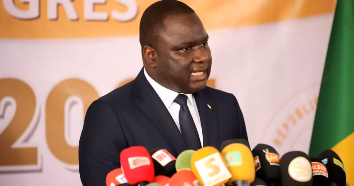 Sénégal : Déthié Fall annonce 10 100 lits et 7 000 places de restaurant pour les universités