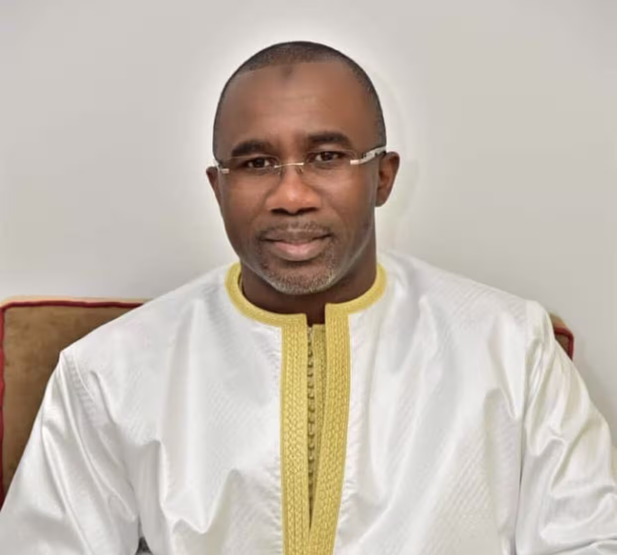 « 5 avions d’une valeur de 25 milliards acquis par Doudou Ka » : Alpha Oumar Sow répond à Guy Marius Sagna