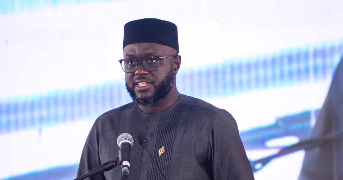 Hôpital Maguette Lo de Linguère : El Malick Ndiaye dément un don personnel et salue l’action de l’État