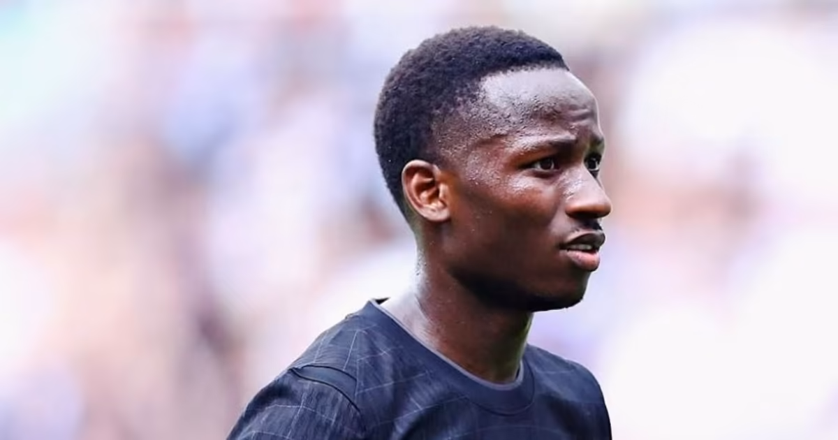 Mercato d’août : Tottenham fixe le prix de Pape Matar Sarr