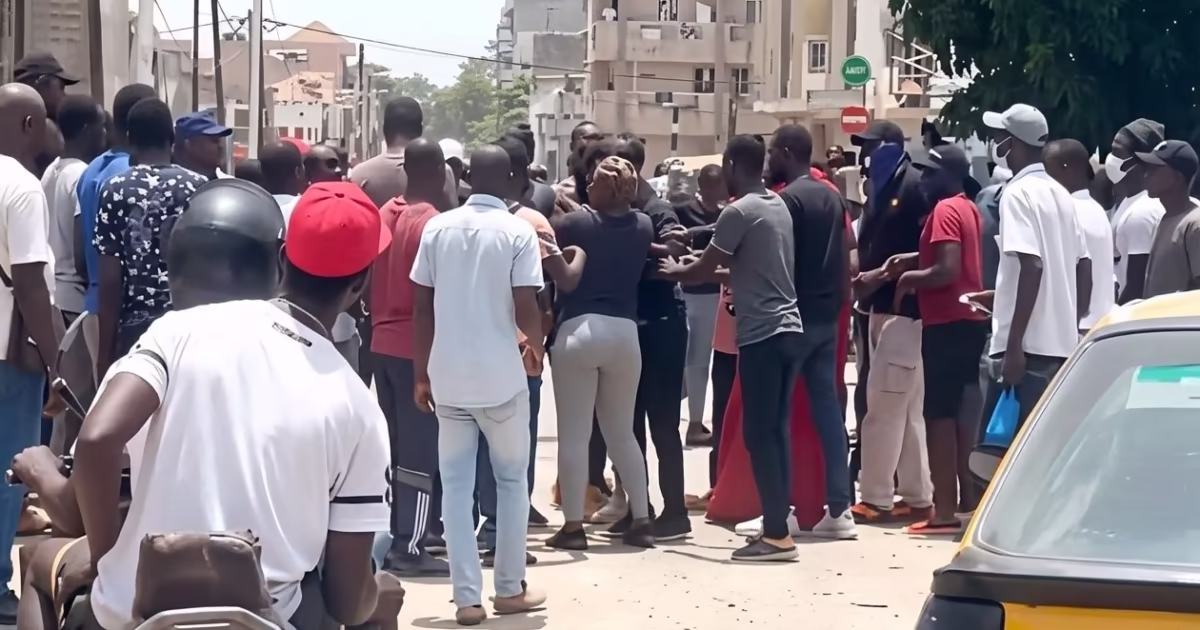 Bagarre : Une gamine de 8 ans mortellement poignardée à Tivaouane, le film du drame