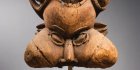 Le masque camerounais tukah, soustrait à son pays dans les années 1950, souhaite retrouver son roi