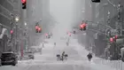USA : New York croule sous la neige