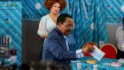 Présidentielle au Cameroun : le président sortant Paul Biya proclamé vainqueur, Issa Tchimora Bakary conteste les (…)