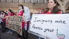 États-Unis : Los Angeles déclare l'état d'urgence pour aider financièrement les victimes des raids de l'ICE