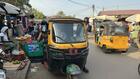 Guinée: le bombona, tricycle en vogue, exclu des grandes artères en raison d'accidents fréquents [1/3]