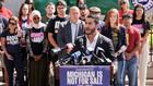 États-Unis: Abdul El-Sayed remporte la primaire pour le Sénat, une victoire majeure pour l'aile progressiste du&nbsp;(…)