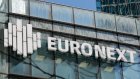 La Bourse de Paris recule après l'escalade au Moyen-Orient