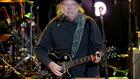 Neil Young répond à Trump en offrant son catalogue au Groenland