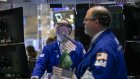 Wall Street termine sans direction claire face aux tensions commerciales sino-américaines