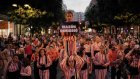 Espagne : des dizaines de milliers de manifestants à Valence, un an après les inondations meurtrières