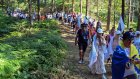Trente ans après, des milliers de personnes marchent vers Srebrenica