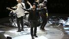 U2 sort de nouvelles chansons, s'en prend à Poutine et à l'ICE