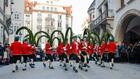 Comme tous les sept ans, les tonneliers bavarois ravivent leur danse multiséculaire