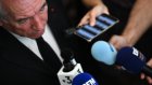 François Bayrou promet d'améliorer la situation des maires