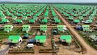 Dans un village d'attente, des Cambodgiens déplacés tentent de se reconstruire