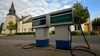 Dotation de 50 millions pour les communes rurales, aide spécifique aux stations-service, annonce Lecornu