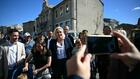 Sans baisse des taxes sur les carburants, un risque de blocage de l'économie, estime Marine Le Pen