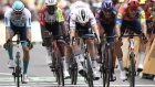Tour de France: Tim Merlier gagne une troisième étape marquée par les chutes