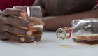 Ziguinchor, l’alcool agonise la jeunesse et relentit le dévéeloppement de la région. ( Par Nicolas Silandibithe (…)