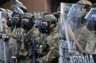Los Angeles : Les premiers Marines commencent leurs opérations