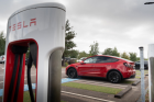 Tesla lance des versions plus accessibles des Model 3 et Model Y