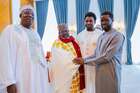 (Photos) Palais: Le Président Diomaye Faye reçoit l’Imam Ratib de Médina Baye et réaffirme le soutien de l’État aux&nbsp;(…)