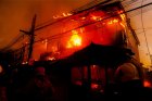 Drame à Tlemcen : il tue une famille entière avant d’incendier leur maison, un jeune homme arrêté
