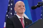 FIFA : après l’abandon du projet, des excuses et un soutien maintenu à Infantino