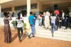 À Dakar, le transfert scolaire impose aux familles un parcours administratif exigeant