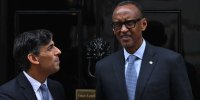 Royaume-Uni : le projet de loi d’expulsion des migrants clandestins vers le Rwanda de nouveau devant le Parlement