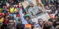 En images. Au Kenya, des milliers de personnes rendent un dernier hommage à Raila Odinga