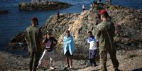 Ceuta : au moins 72 personnes sont mortes en voulant rejoindre l’enclave espagnole, selon les autorités locales ; le Maroc fait état de 11 décès