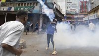 Kenya: un policier tire à bout portant, les manifestations dégénèrent à Nairobi