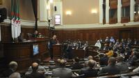 Algérie: le pays adopte une loi qualifiant de 