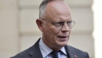 Une lanceuse d'alerte, qui accuse Edouard Philippe de détournement de fonds publics, saisit un juge d'instruction