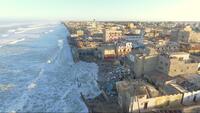 Saint-Louis-du-Sénégal face à la montée des eaux et au changement climatique