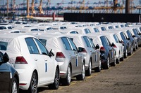 Faux dossiers, vraies voitures : les dessous d’un empire du trafic automobile en Algérie