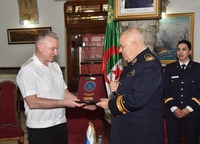 Coopération militaire : un sous-marin russe fait escale au port d’Alger [PHOTOS]