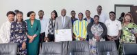 Dix étudiants gabonais ayant pris part à l'édition 2025 du programme « Seeds for the Future » reçus par Mark Alexandre Doumba