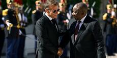 Le président sud-africain, Cyril Ramaphosa, bousculé sur la scène diplomatique africaine, s’offre un répit à Paris