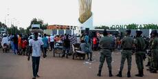 Au Niger, les forces de la junte reprennent une importante base militaire à des mutins avec l’aide de la Russie
