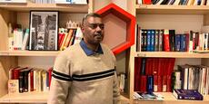 Omer Awadalla, l’avocat en exil à Paris qui documente les crimes de la guerre au Soudan