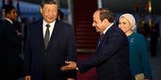 Xi Jinping, en visite en Egypte, tance l’action des Etats-Unis au Moyen-Orient