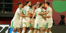 CAN 2025 : l’Algérie se qualifie, le Cameroun tient tête à la Côte d’Ivoire, le Mozambique remporte le premier match&nbsp;(…)