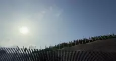 Au Maroc, des centaines de personnes en route pour la frontière avec Ceuta