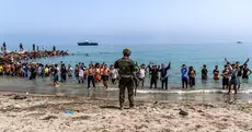 Déferlante de migrants : Le Maroc avait prévenu l’Espagne, avant la crise à Ceuta